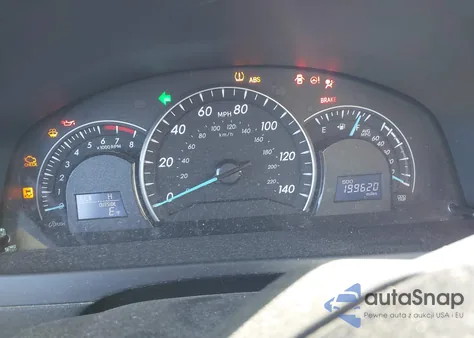 2014 Toyota Camry Le z USA, uszkodzony, nr VIN 4T1BF1FK2EU821828